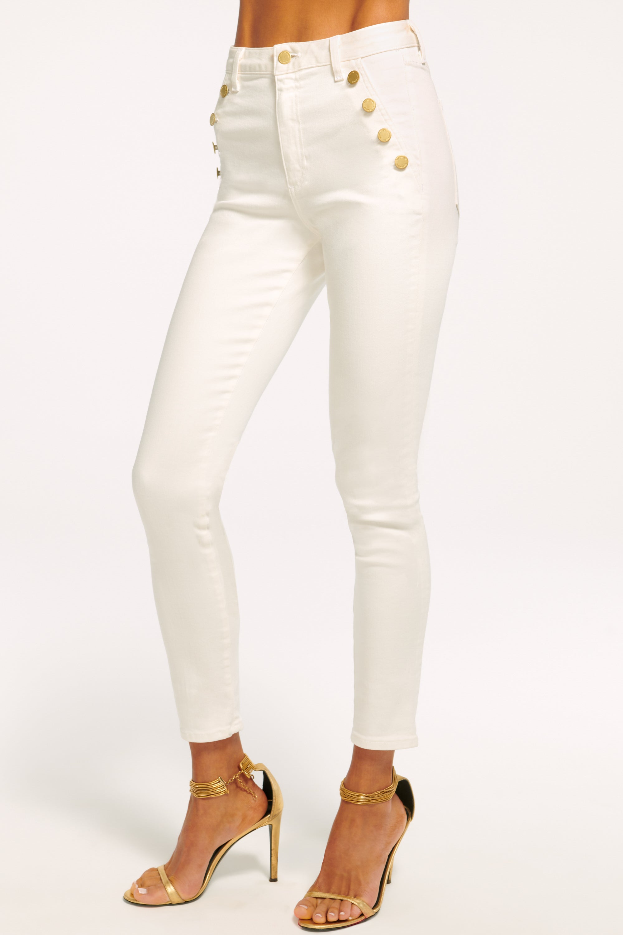 WHITE|3 WHITE|3