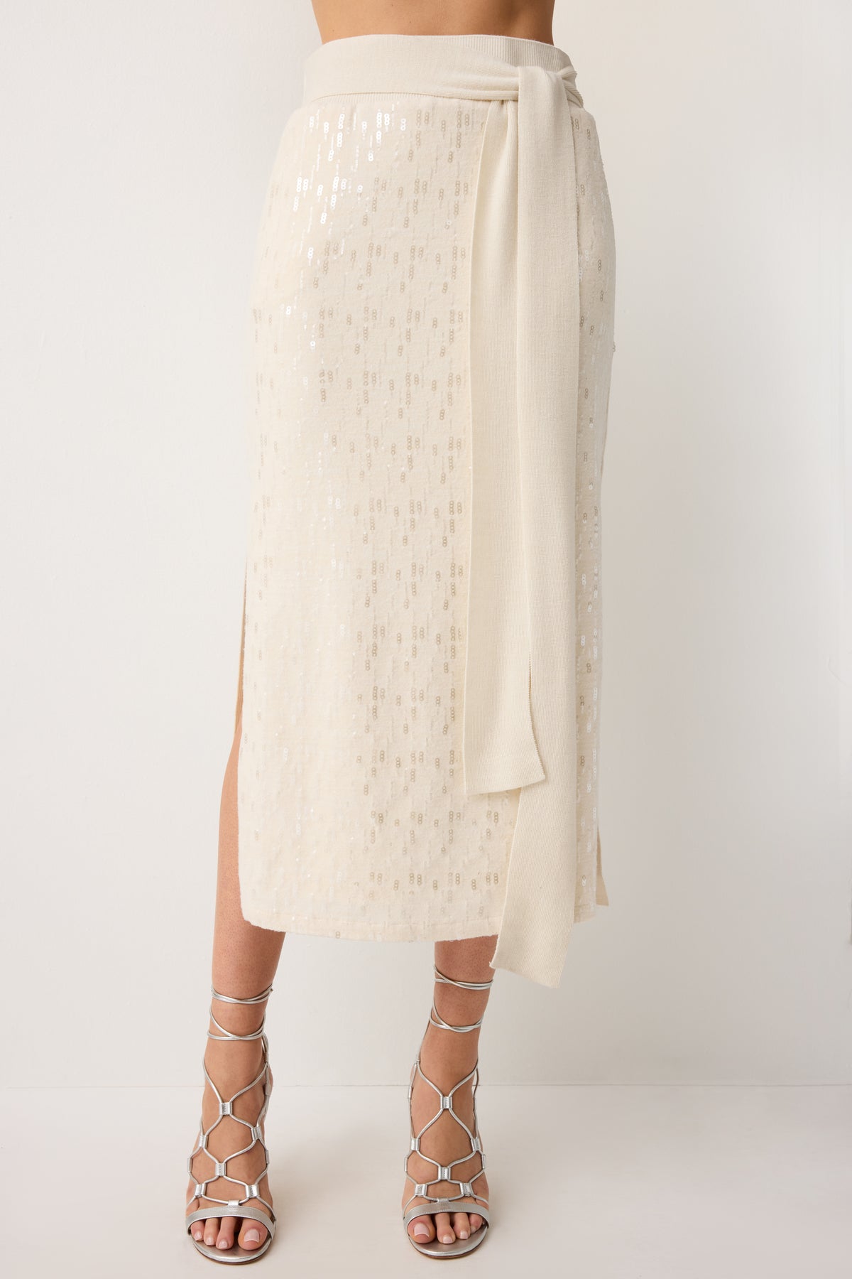 IVORY SEQUIN| IVORY SEQUIN|