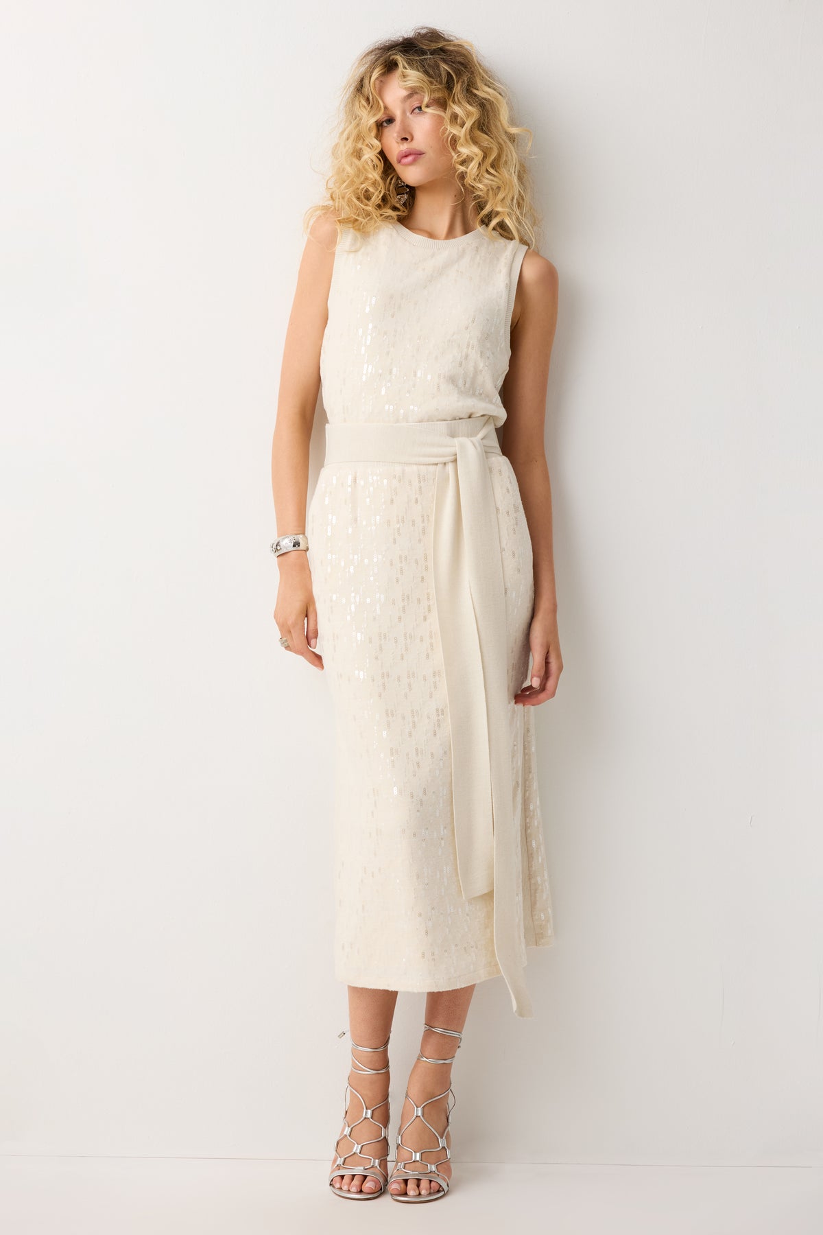 IVORY SEQUIN|1 IVORY SEQUIN|1