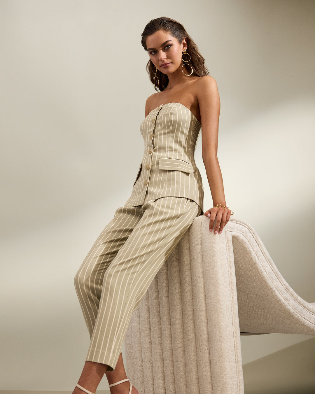 0004_RTW_LOOK_24-002-UPDATED_edaba5f6-47ac-477a-be44-c46ed22e5fe8_1080x.jpg?crop=center&height=1024&v=1734455819&width=1024&em-format=auto&em-quality=85&em-format=auto&em-quality=85