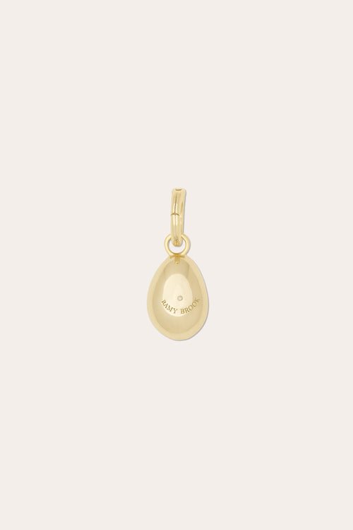 Shell Charm view 2