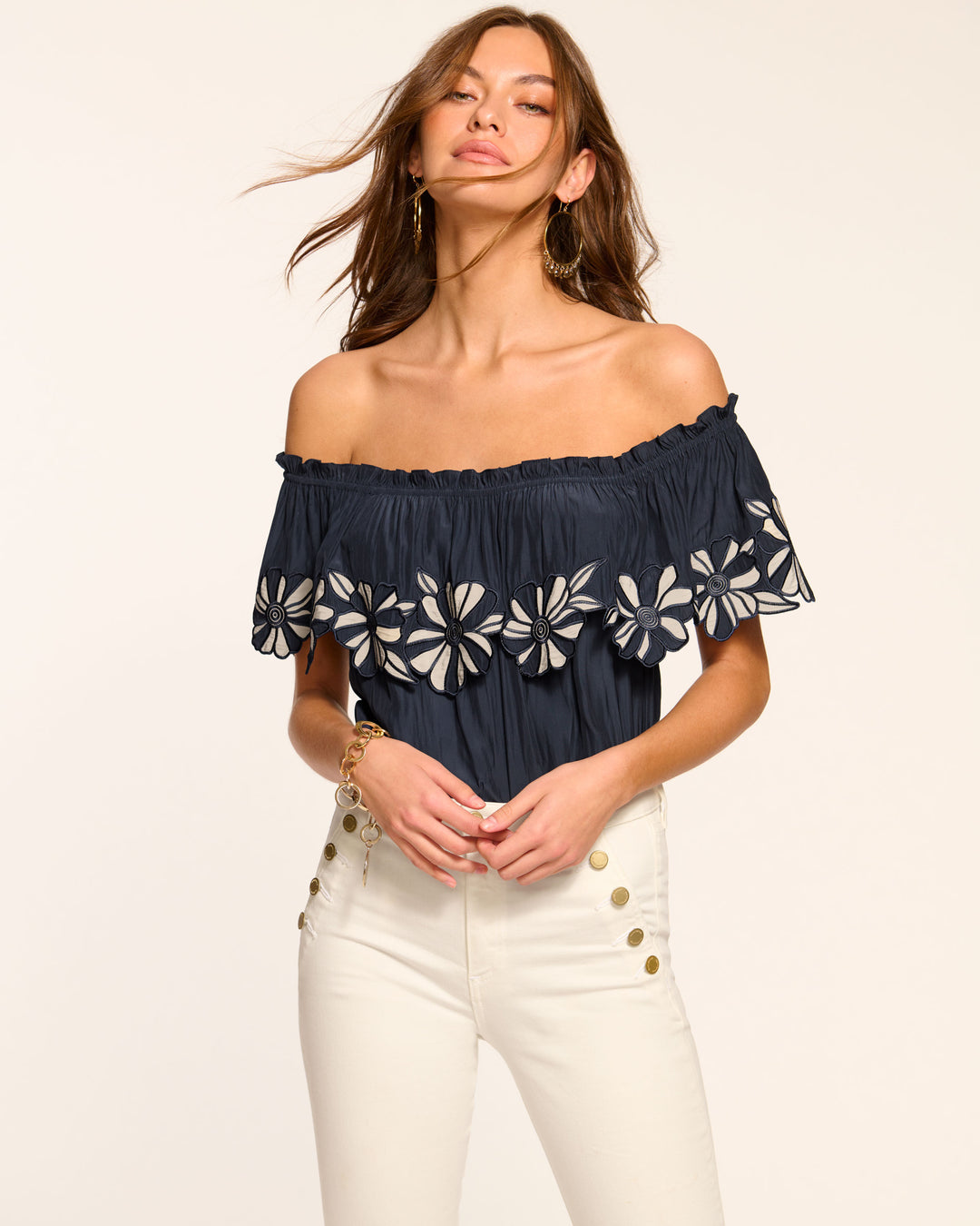 rtw_2024_december_2_a01252002_terri_navy_01_1080x.jpg?crop=center&height=1024&v=1730217636&width=1024&em-format=auto&em-quality=85&em-format=auto&em-quality=85