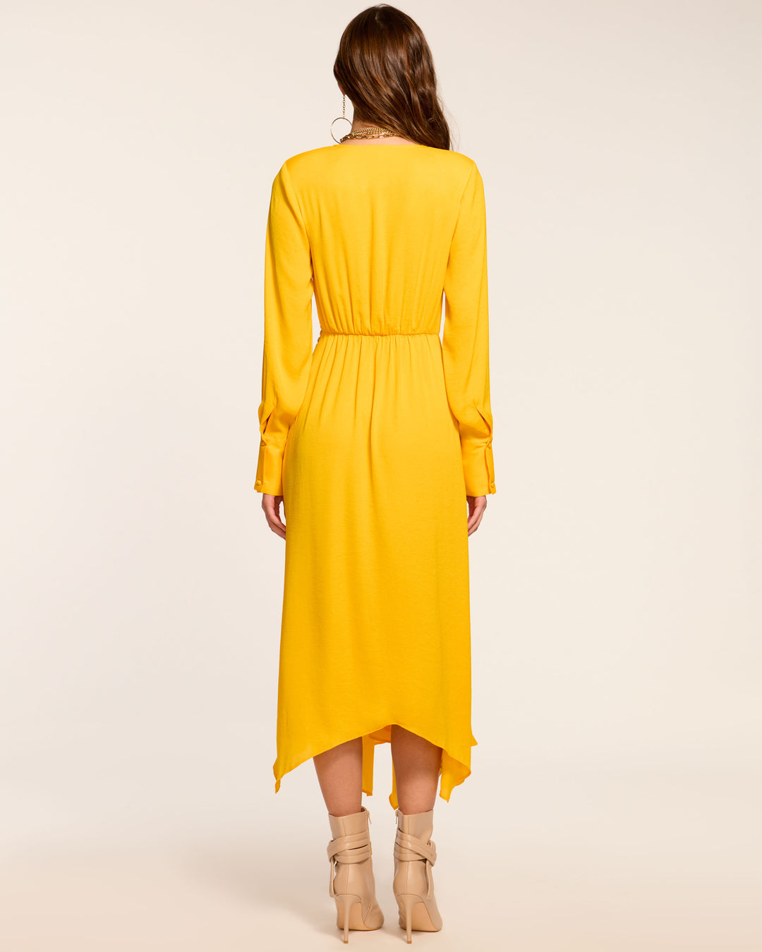 rtw_2024_december_2_a12243023_colorblock-tatia-dress_daisy-colorblock_04_1080x.jpg?crop=center&height=1024&v=1732129477&width=1024&em-format=auto&em-quality=85&em-format=auto&em-quality=85