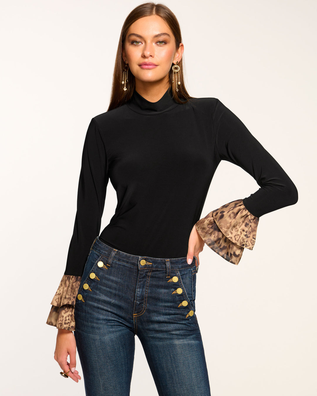 rtw_2024_november_1_a11242018_vickiana_leopard_01_1080x.jpg?crop=center&height=1024&v=1728502937&width=1024&em-format=auto&em-quality=85&em-format=auto&em-quality=85