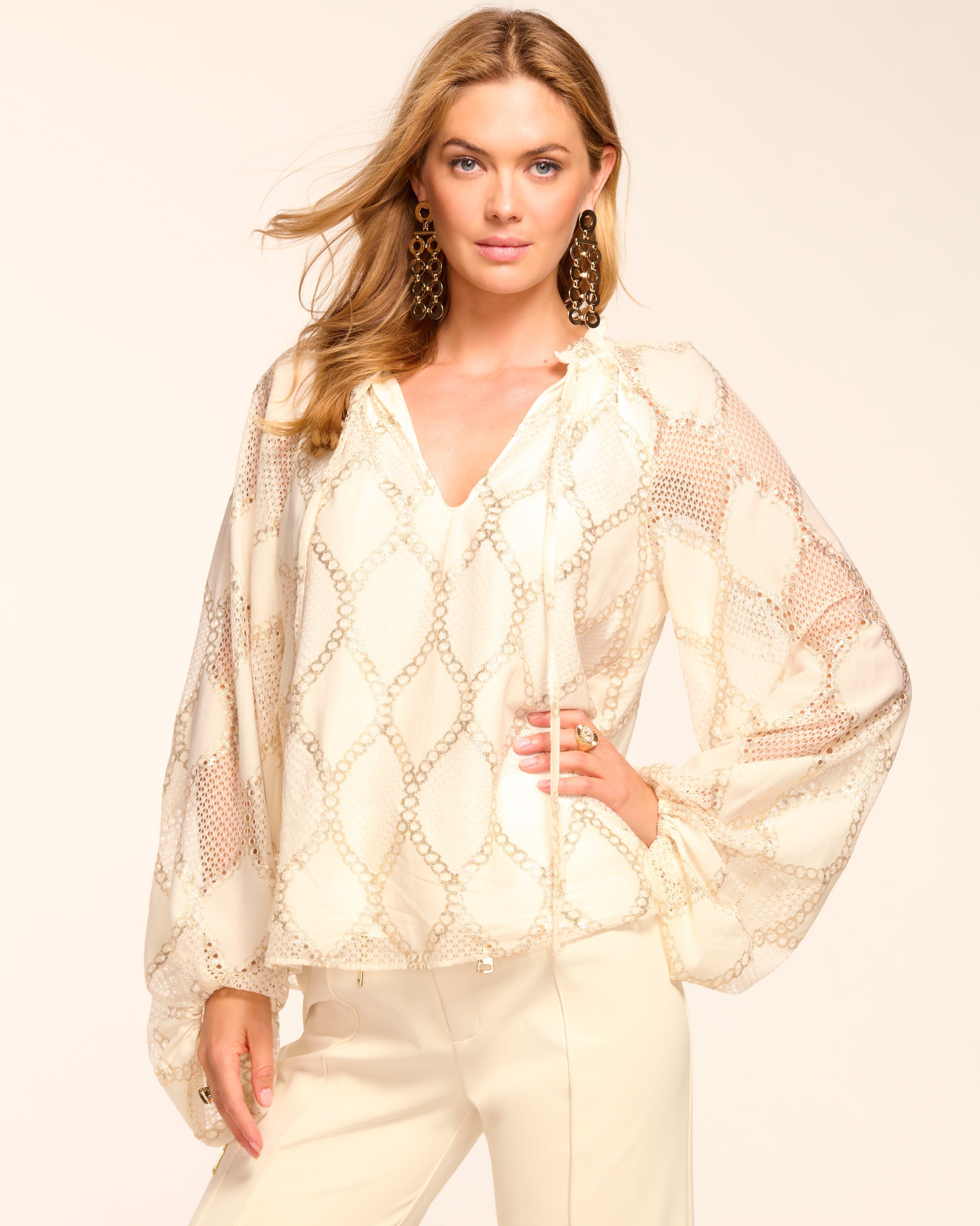 新品！ameri☆MEDI RELAXING ELEGANT BLOUSE Esther Silk Lamé Off-The-Shoulder Blouse in gold | Ramy Brook