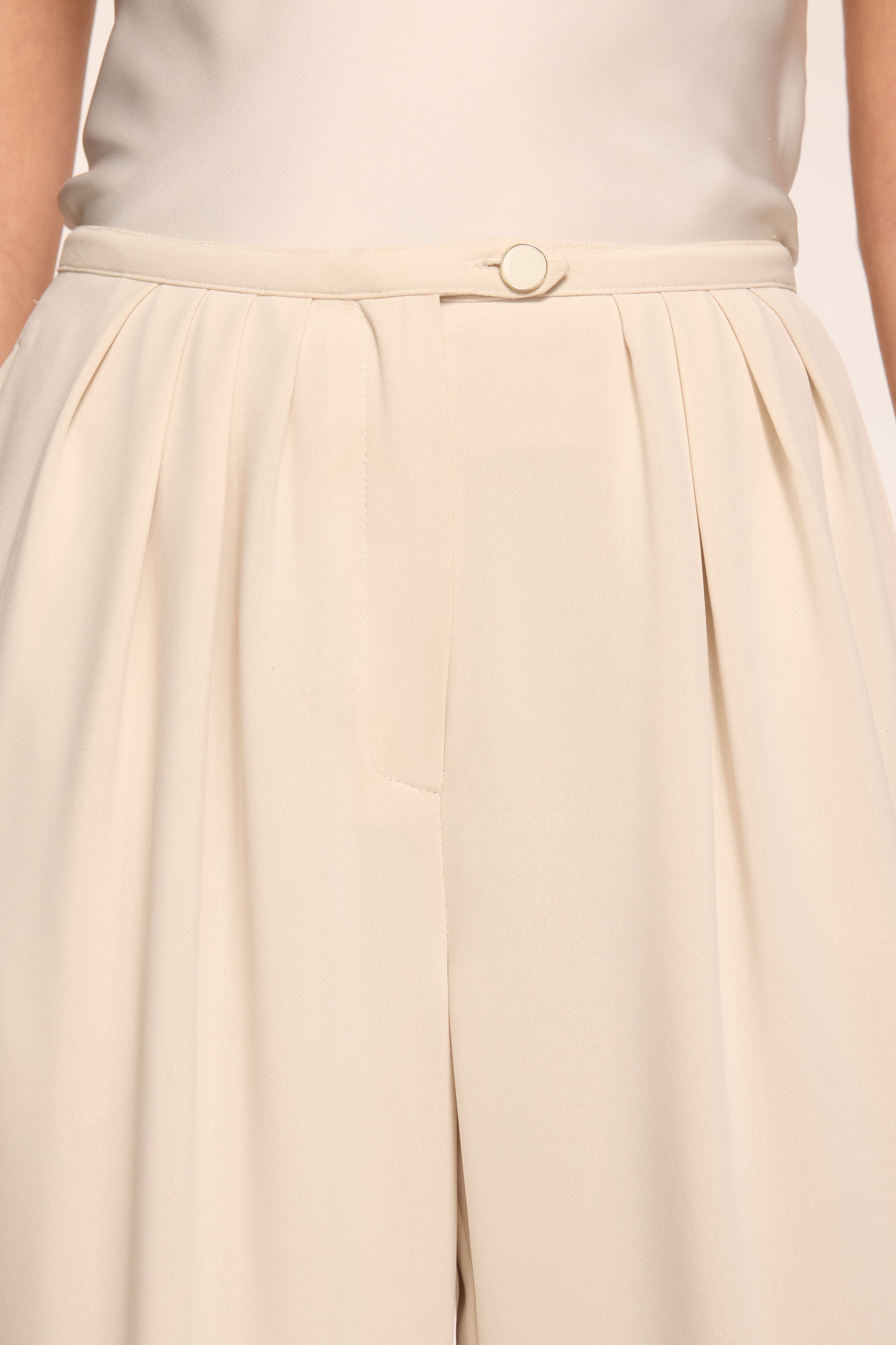Yasmine Wide Leg Pleated Pant in bone | Ramy Brook